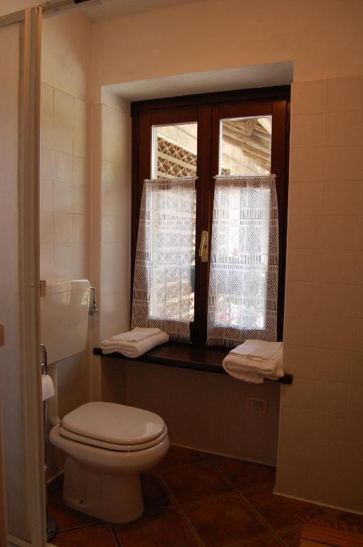 Montelupo Albese Agriturismo 'D Raine חדר תמונה